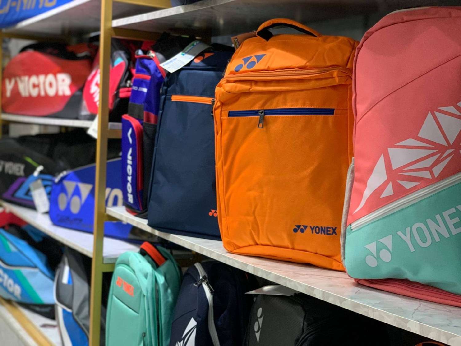 Cửa hàng bán vợt cầu lông ở Bình Tân - Shop VNB Sports Bình Tân