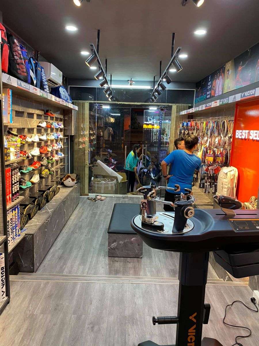 Đan vợt cầu lông ở Quận 3 chất lượng, uy tín nhất - Shop VNB Sports Quận 3