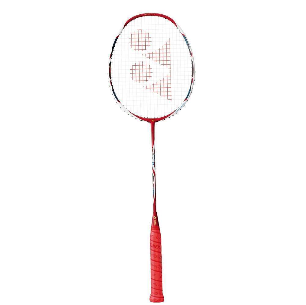 So sánh 2 cây vợt cầu lông Yonex đang “làm mưa làm gió” trên thị trường Châu Âu